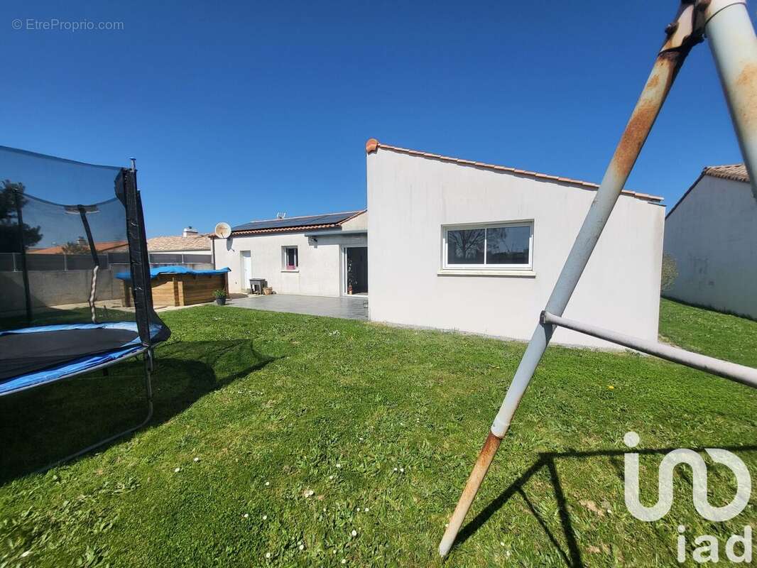 Photo 6 - Maison à NESMY