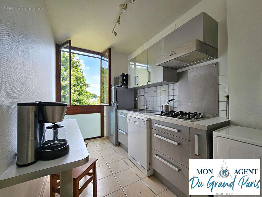 Appartement à JOUY-EN-JOSAS