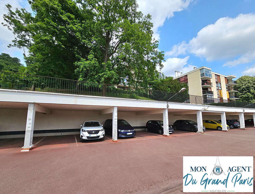 Appartement à JOUY-EN-JOSAS