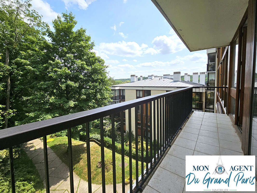 Appartement à JOUY-EN-JOSAS