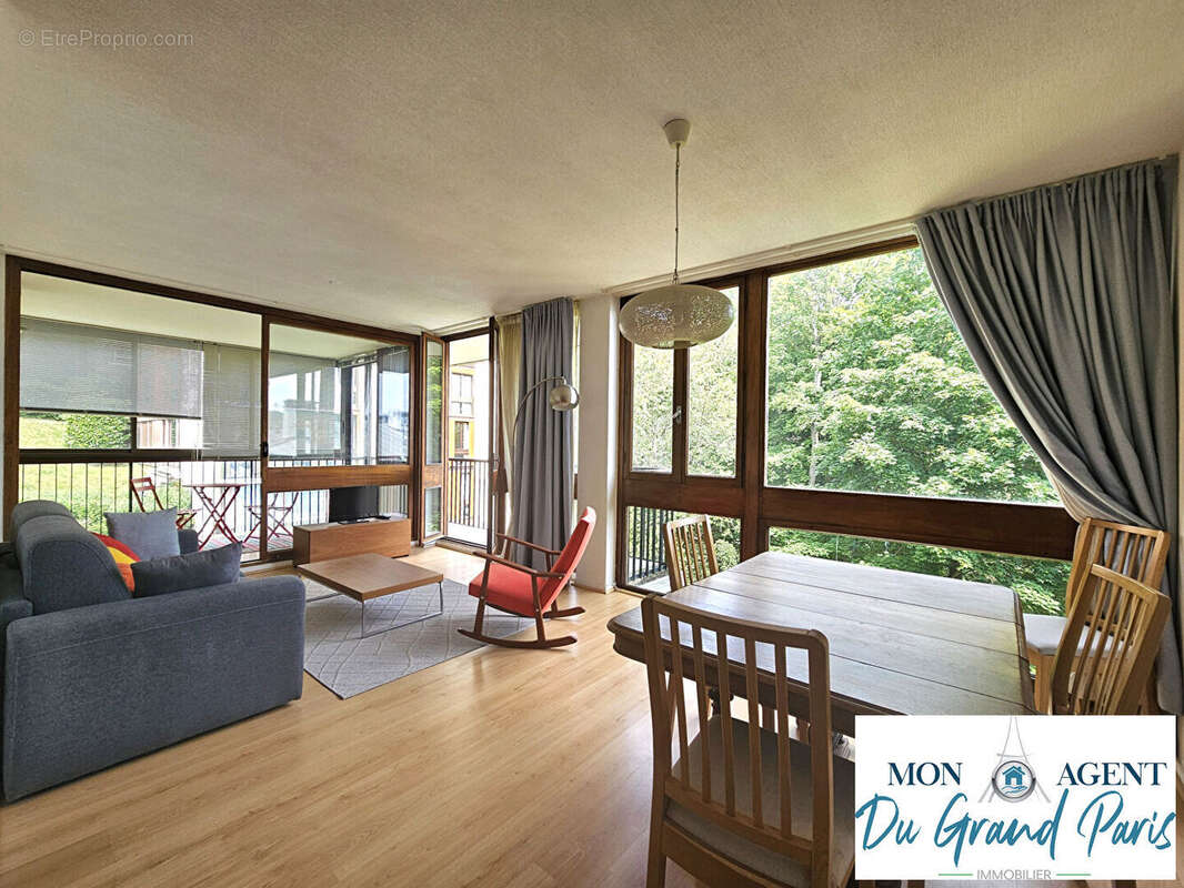 Appartement à JOUY-EN-JOSAS