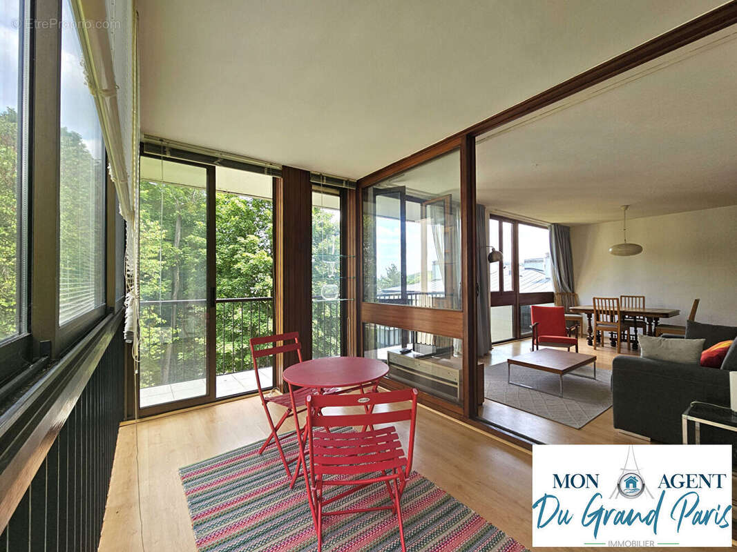 Appartement à JOUY-EN-JOSAS