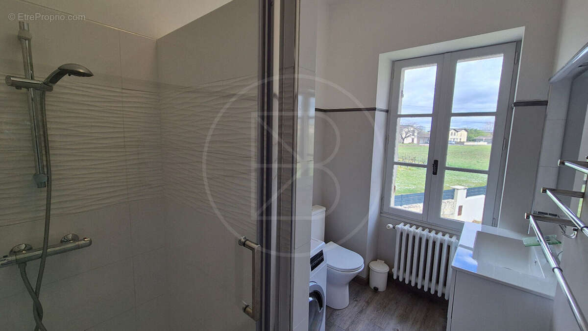 Maison à SAINT-EMILION