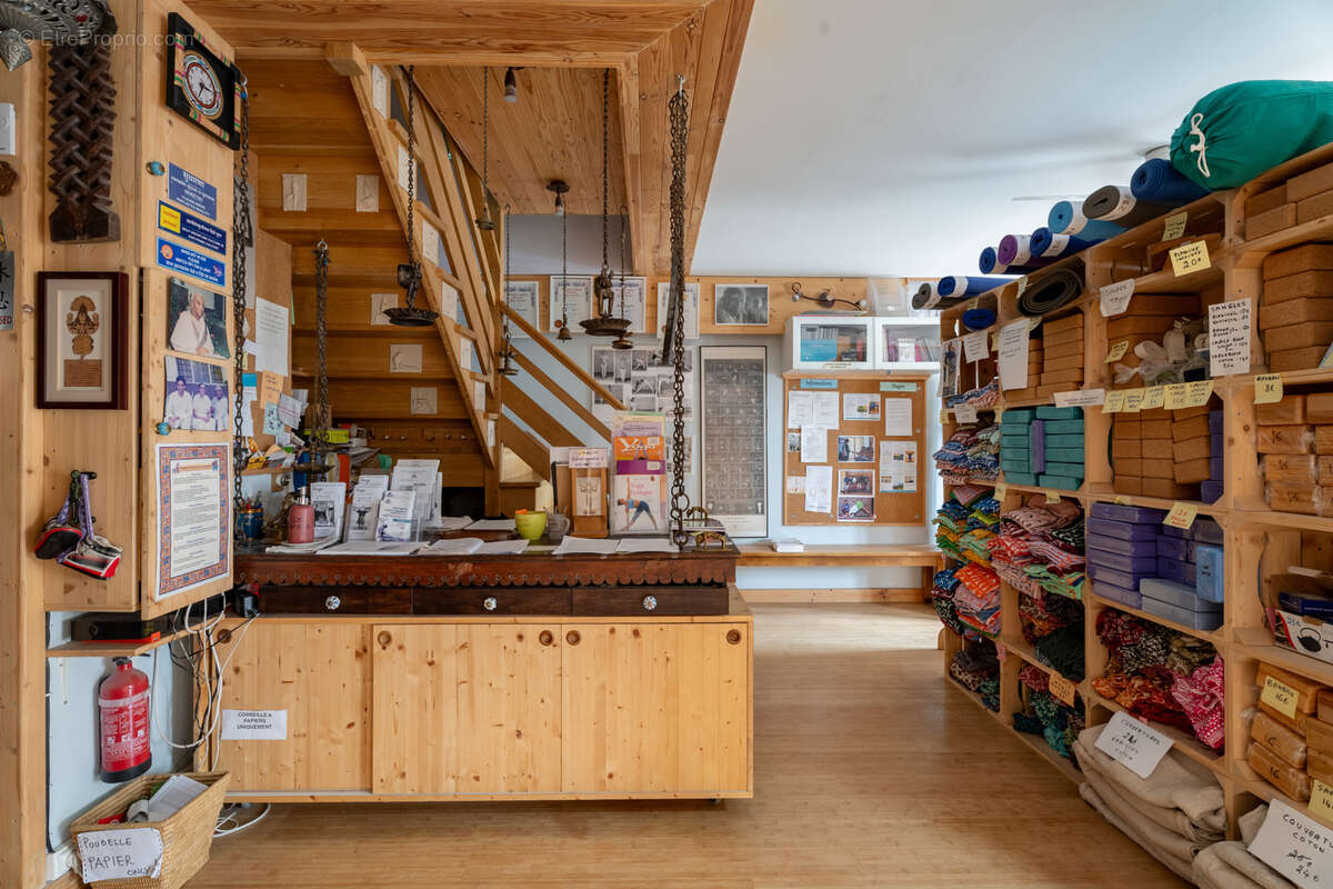 Commerce à MARSEILLE-4E