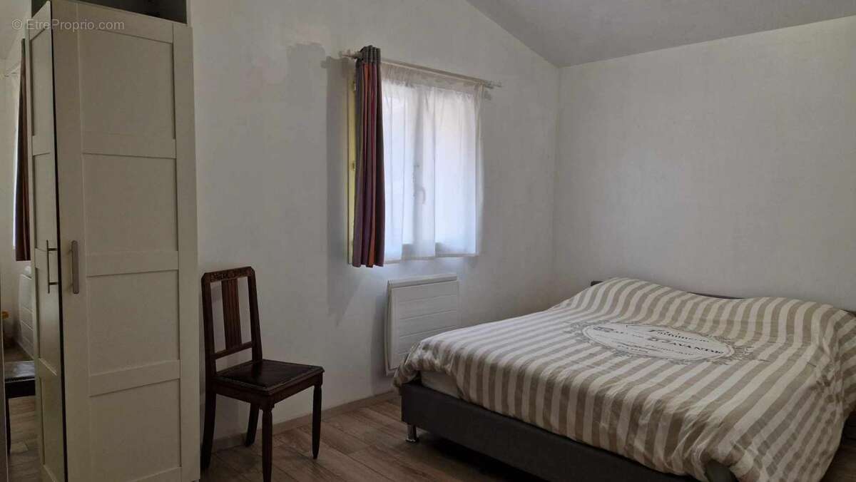 Appartement à LOUPIAN