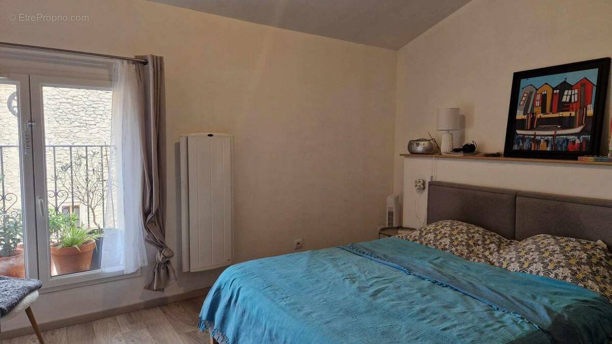 Appartement à LOUPIAN