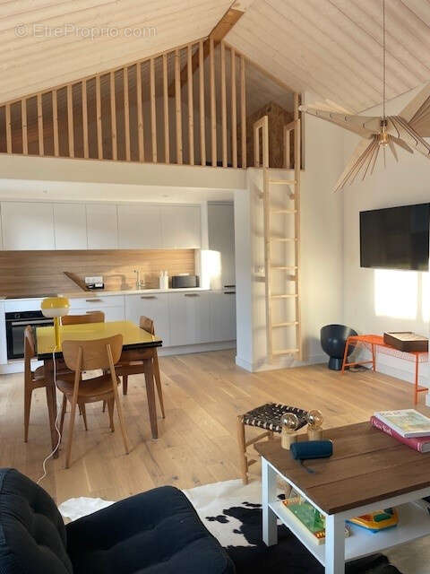 Maison à L&#039;EPINE