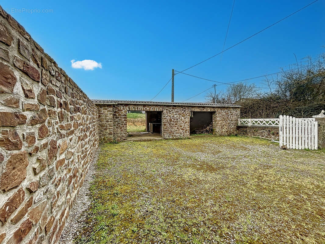 Maison à LA HAYE-D&#039;ECTOT