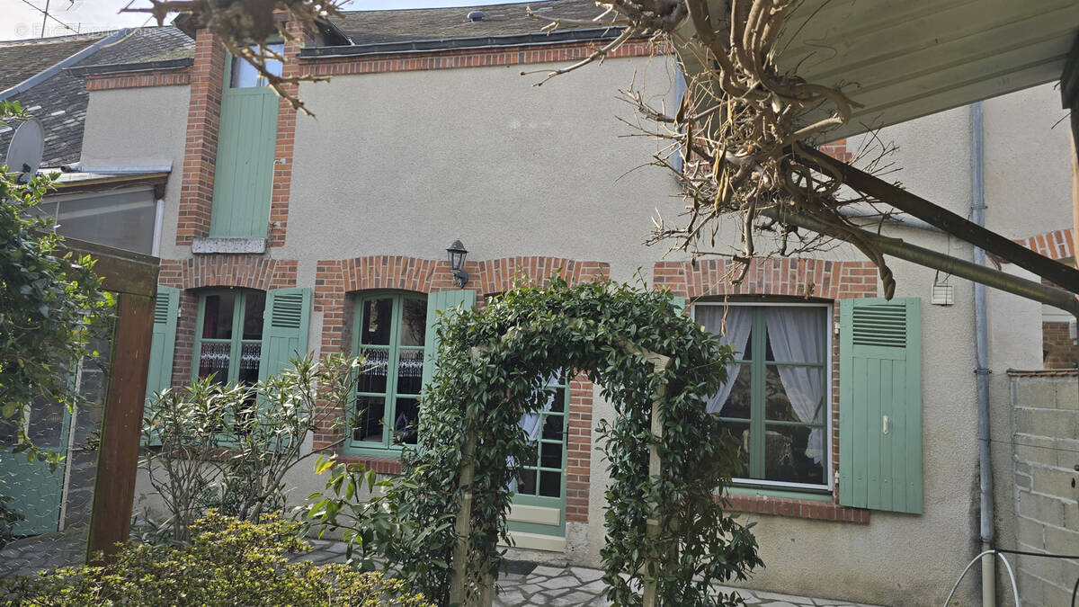 Maison à GY-EN-SOLOGNE