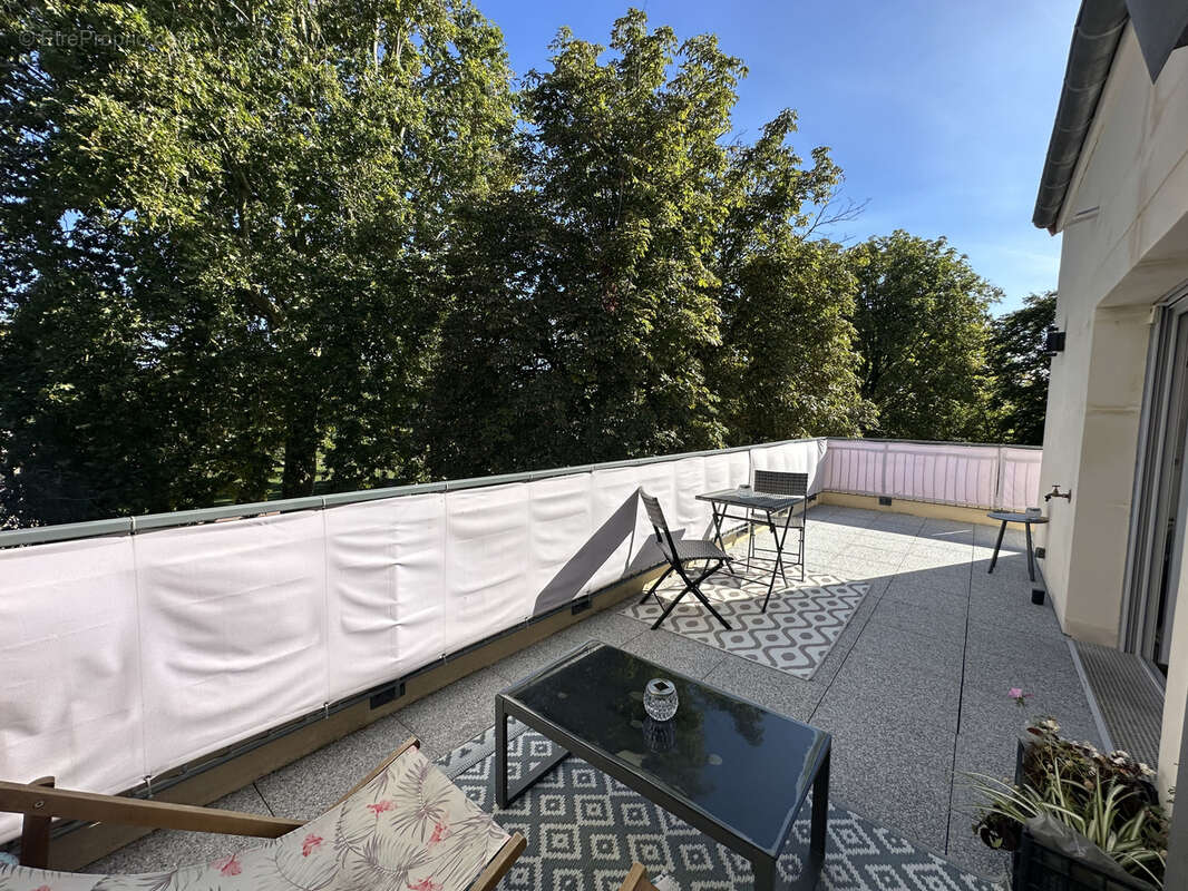 Appartement à BROU-SUR-CHANTEREINE