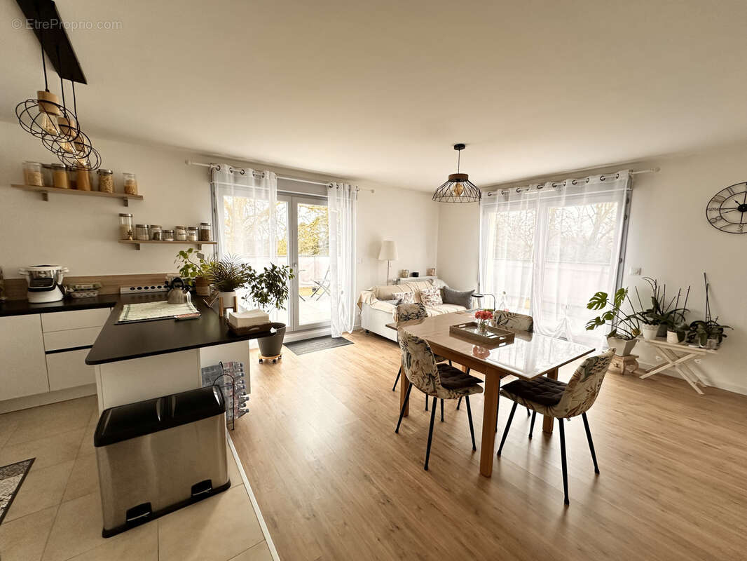 Appartement à BROU-SUR-CHANTEREINE