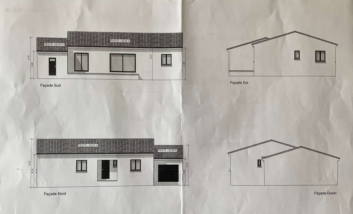 Maison à SAINT-JULIEN-DE-PEYROLAS