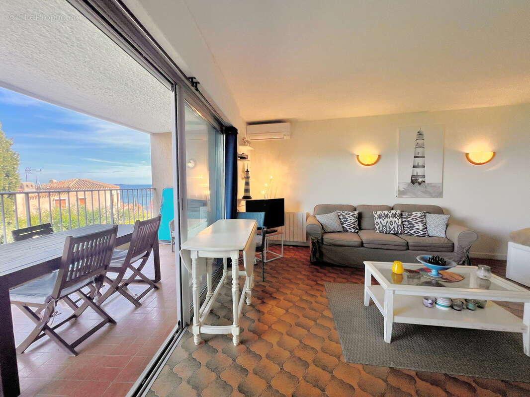 Appartement à THEOULE-SUR-MER