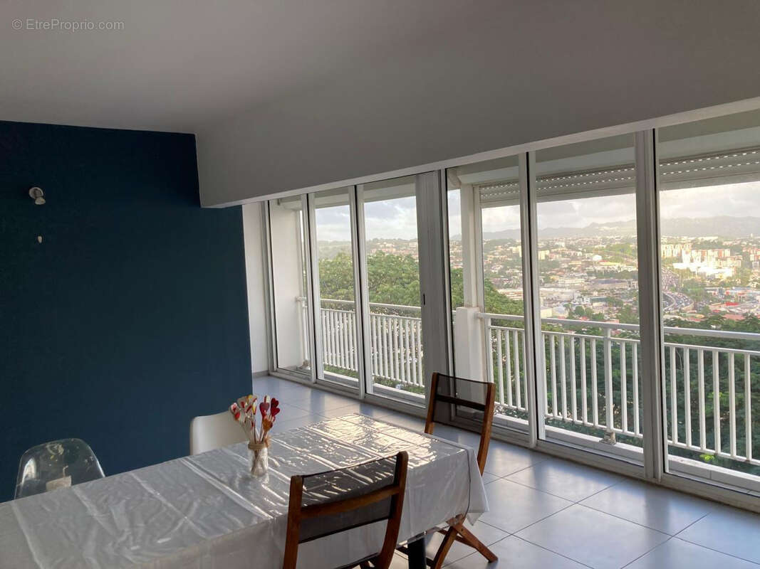 Appartement à FORT-DE-FRANCE