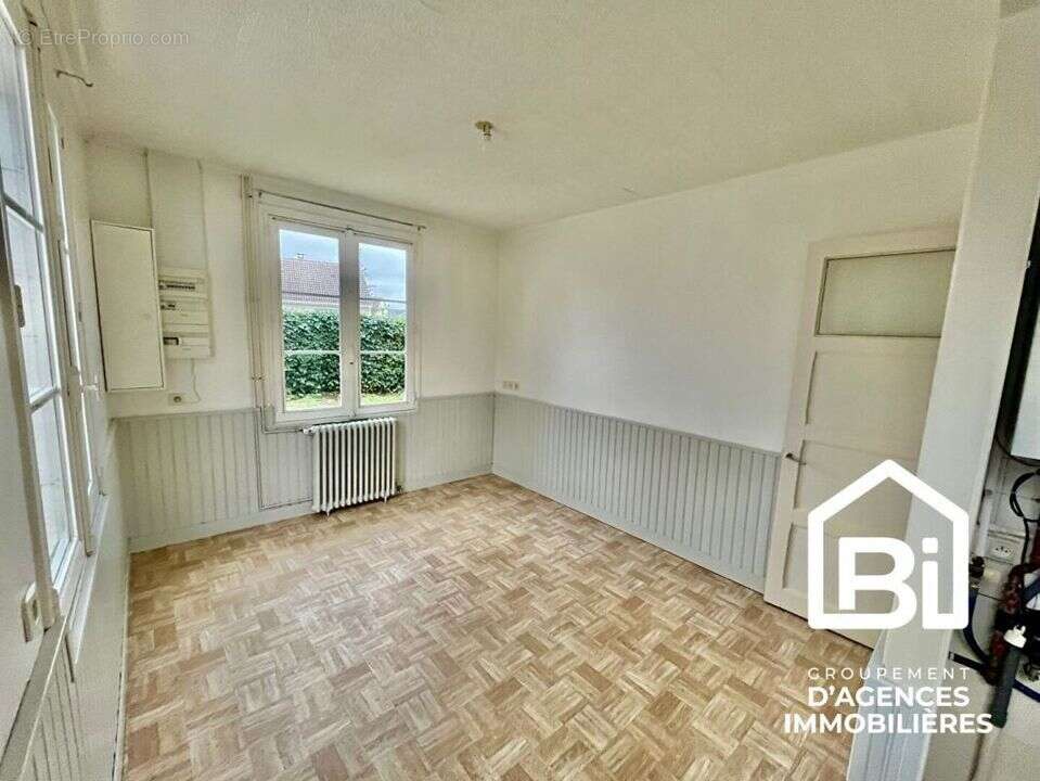 Maison à OUISTREHAM