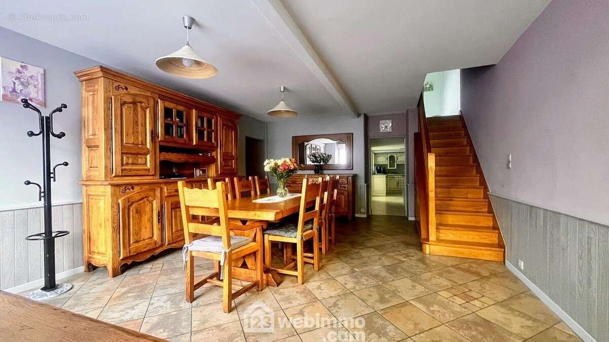 Maison à LA HAYE-DU-PUITS