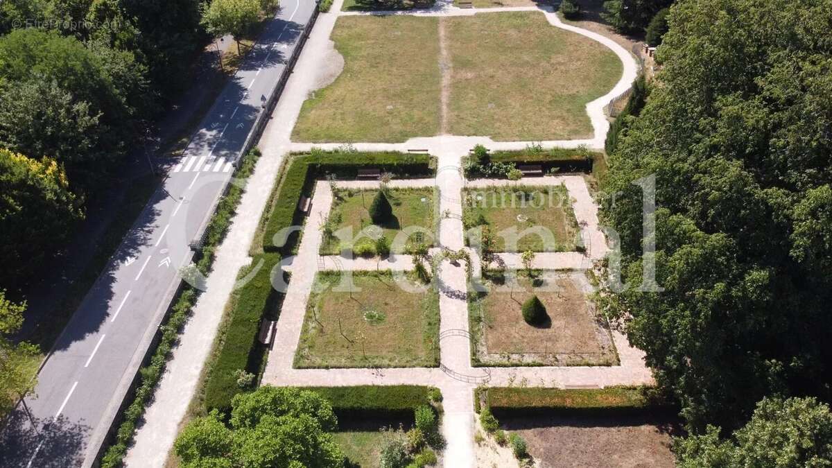 Appartement à NOISY-LE-ROI