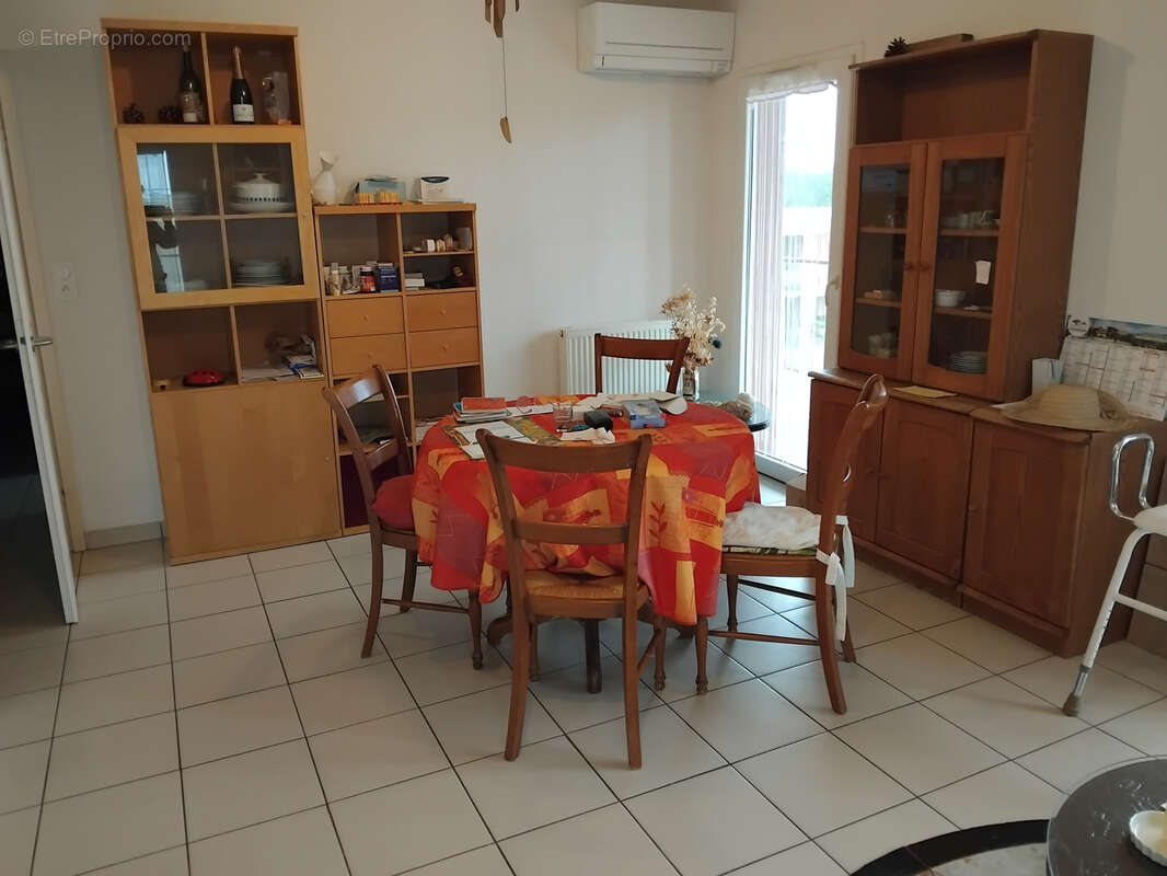 Appartement à JUVIGNAC