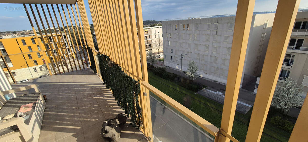 Appartement à JUVIGNAC