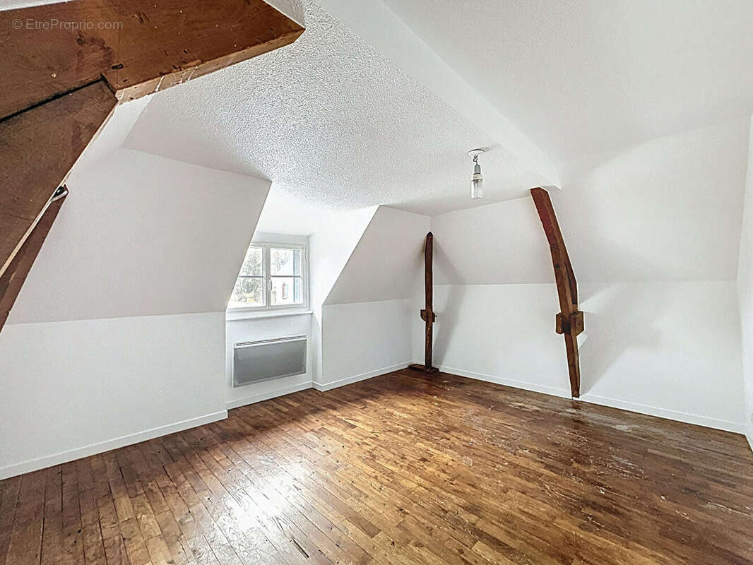 Appartement à MONTFORT-SUR-MEU