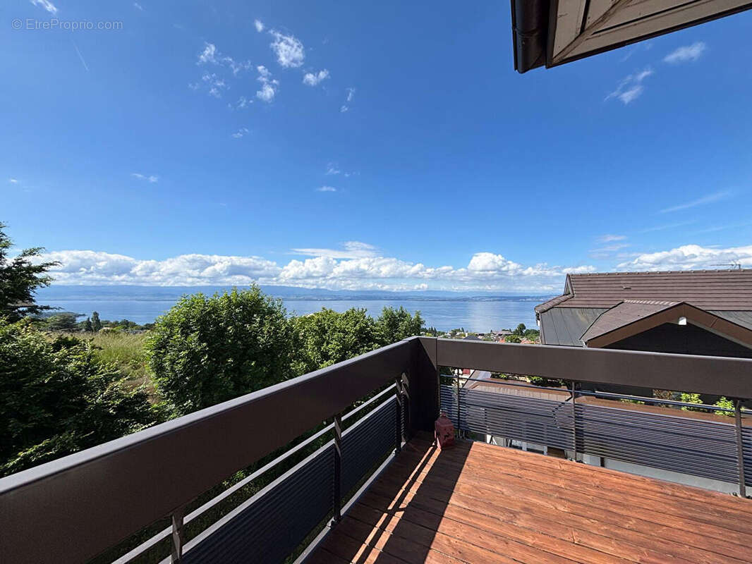 Appartement à EVIAN-LES-BAINS