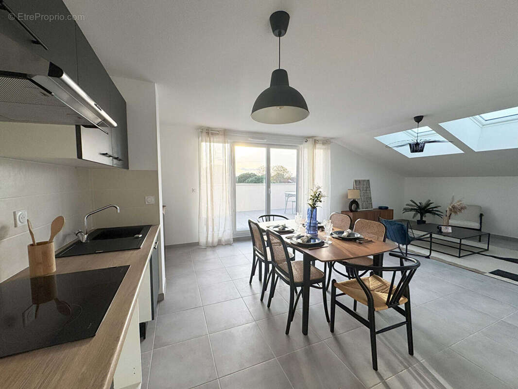 Appartement à CASTELGINEST