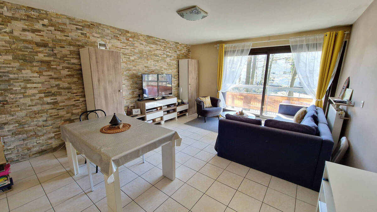 Appartement à TREMBLAY-EN-FRANCE