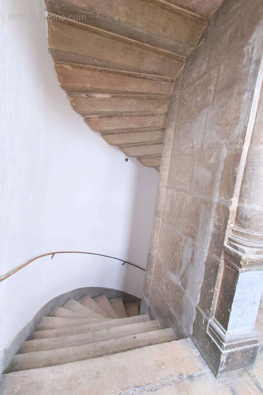 Maison à VILLEFRANCHE-DE-ROUERGUE