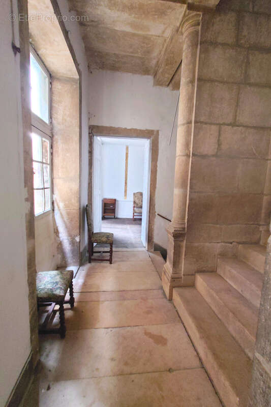 Maison à VILLEFRANCHE-DE-ROUERGUE