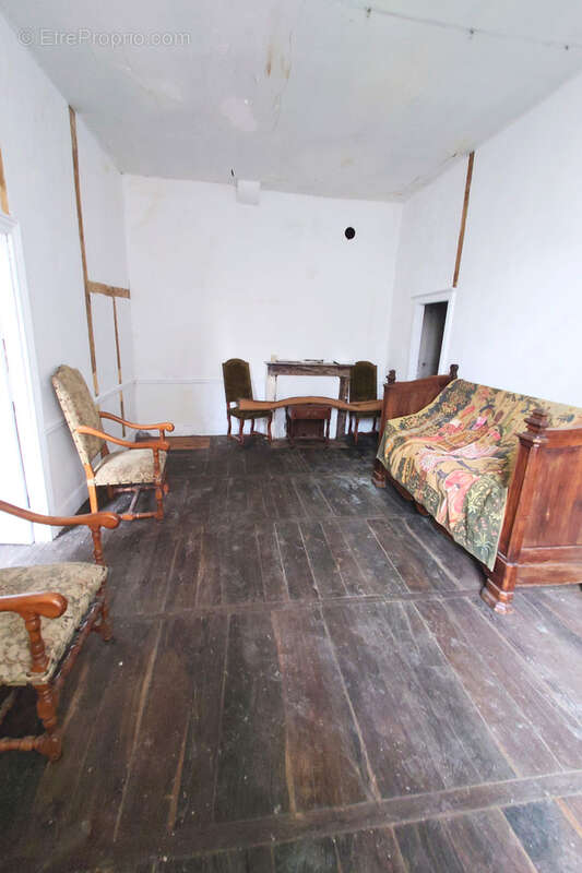 Maison à VILLEFRANCHE-DE-ROUERGUE