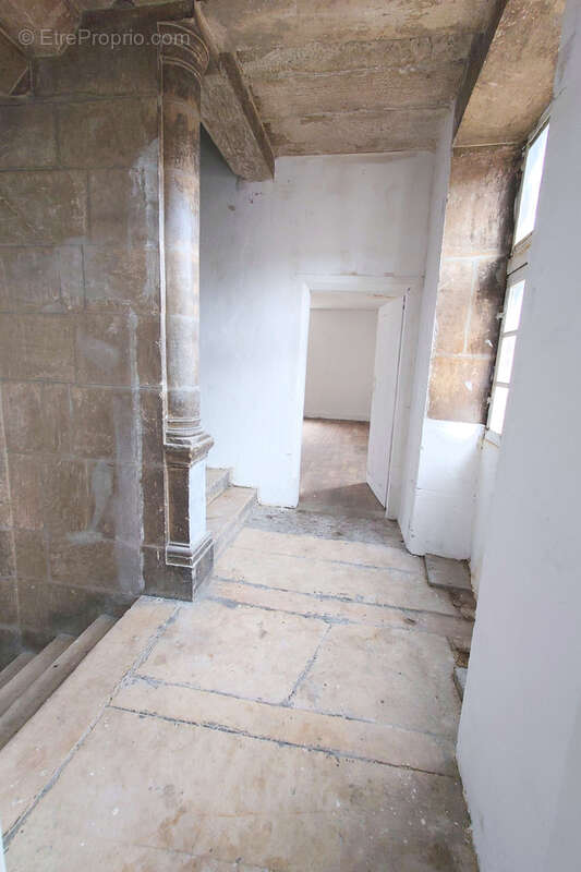 Maison à VILLEFRANCHE-DE-ROUERGUE