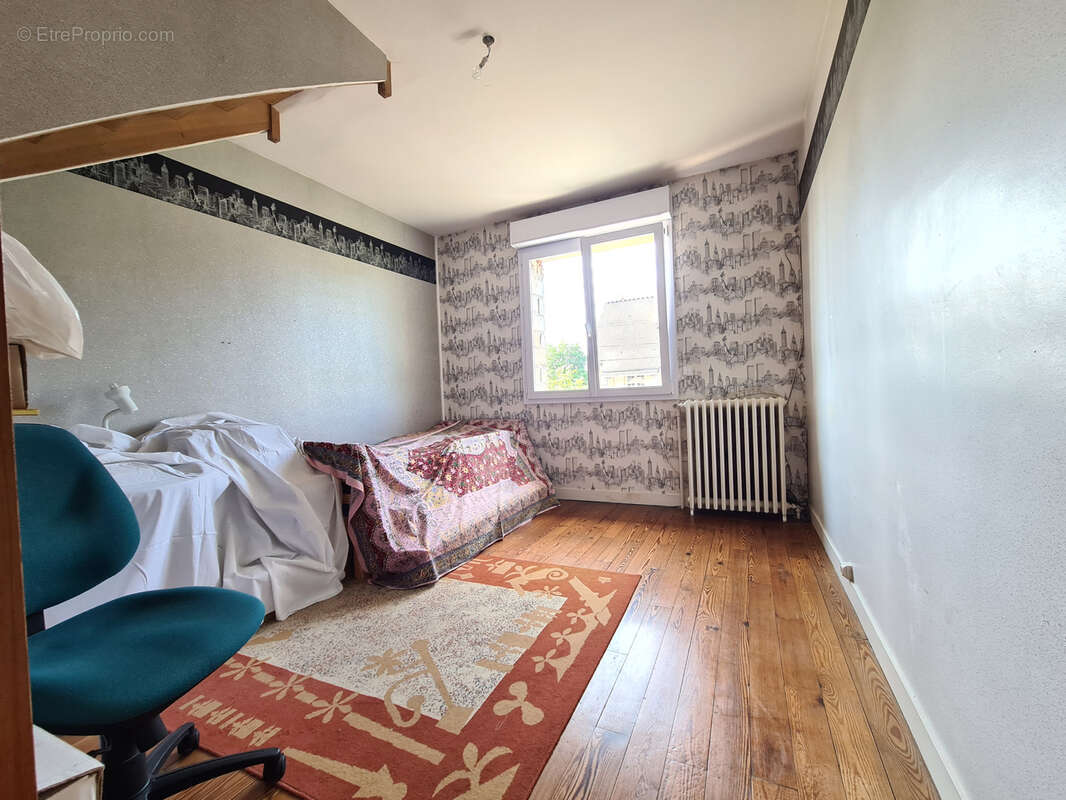 Maison à SAINT-GEORGES-DES-GROSEILLERS