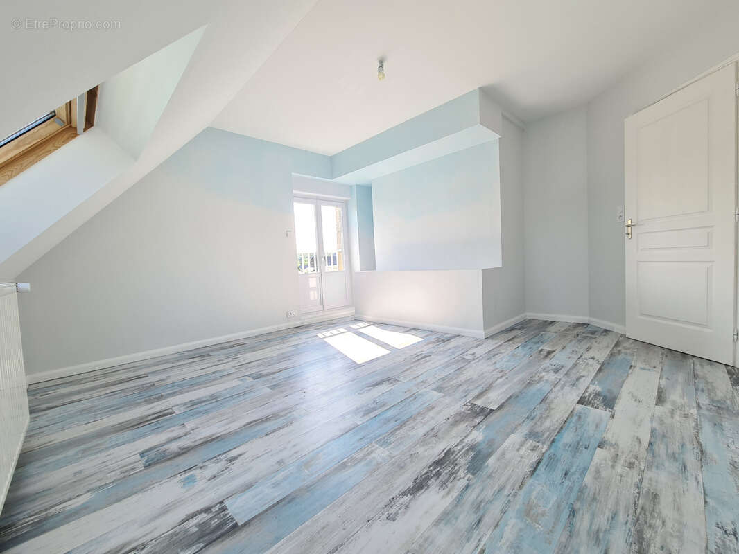 Maison à SAINT-GEORGES-DES-GROSEILLERS