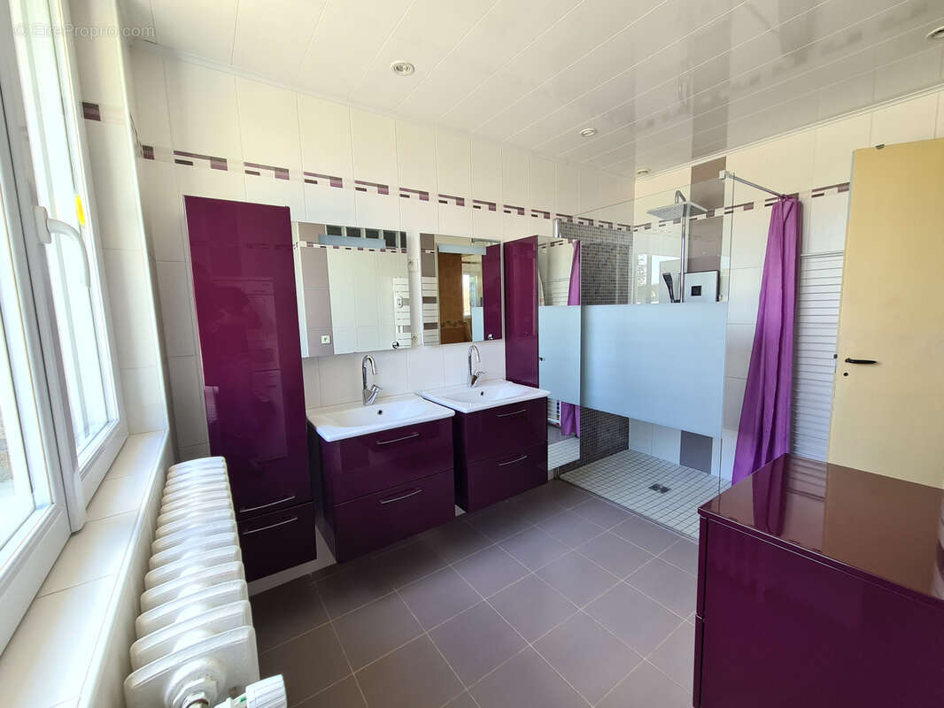 Maison à SAINT-GEORGES-DES-GROSEILLERS