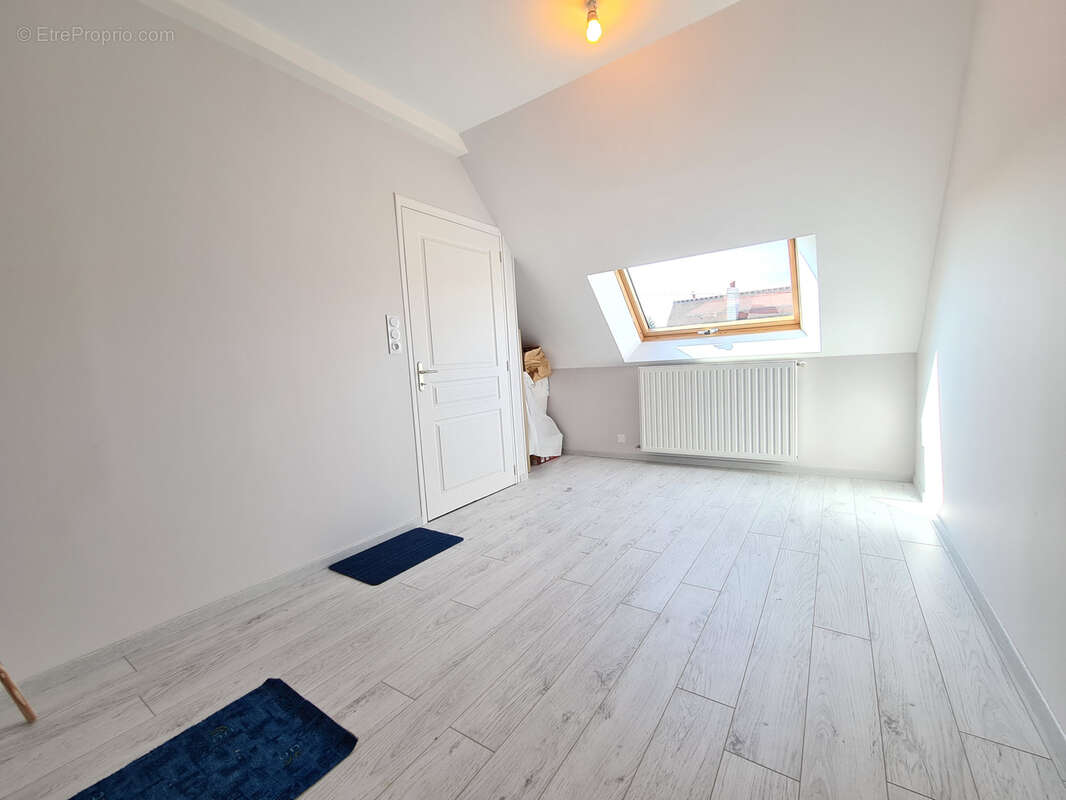 Maison à SAINT-GEORGES-DES-GROSEILLERS