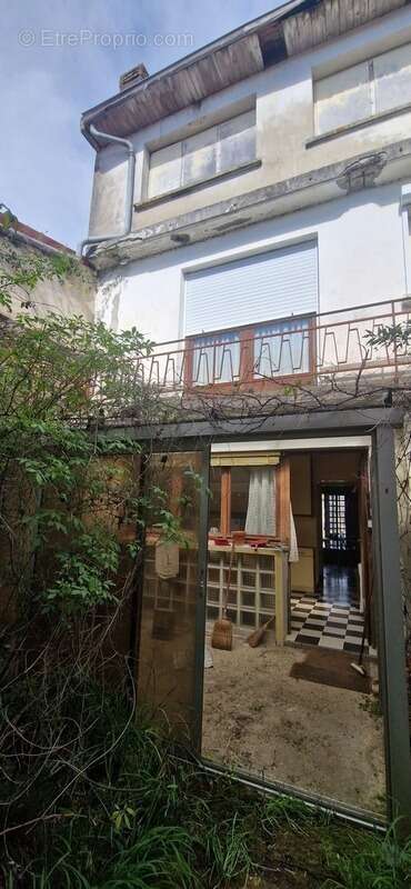 Maison à MONGUILHEM