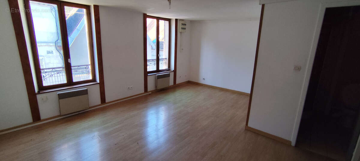 Appartement à TONNERRE