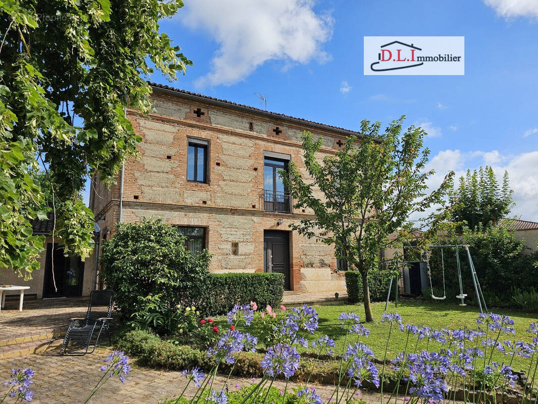 Maison à CASTELSARRASIN