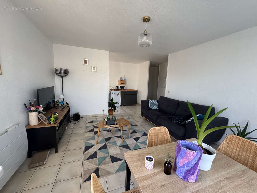 Appartement à PARENTIS-EN-BORN