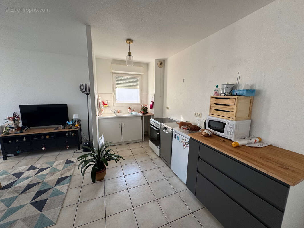 Appartement à PARENTIS-EN-BORN