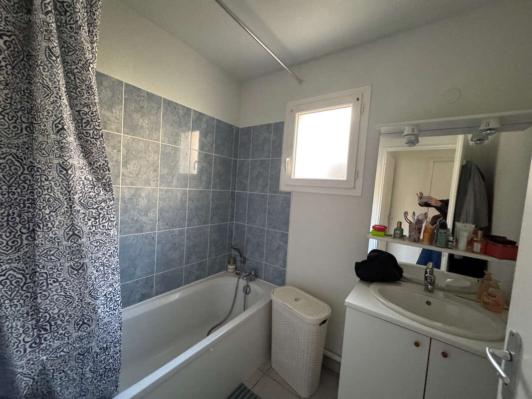 Appartement à PARENTIS-EN-BORN