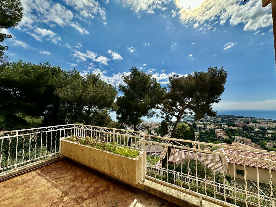 Maison à ROQUEBRUNE-CAP-MARTIN