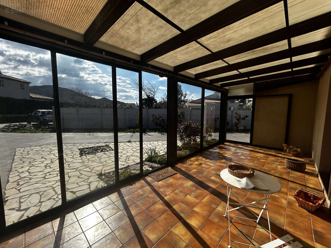 Maison à SAINT-MICHEL-DE-LLOTES