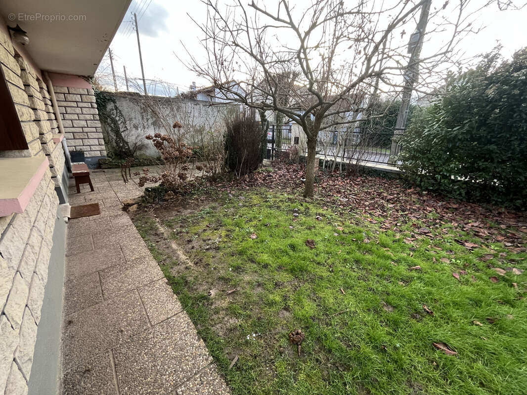 Maison à PARAY-VIEILLE-POSTE