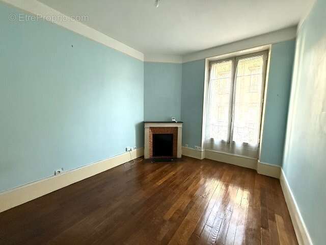 Appartement à MAISONS-ALFORT