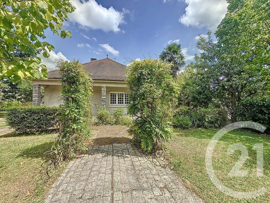 Maison à LA FERTE-SAINT-AUBIN