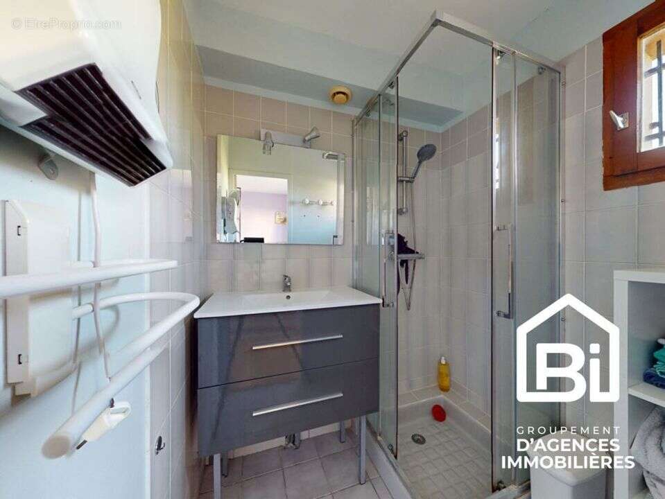 Maison à HERMANVILLE-SUR-MER