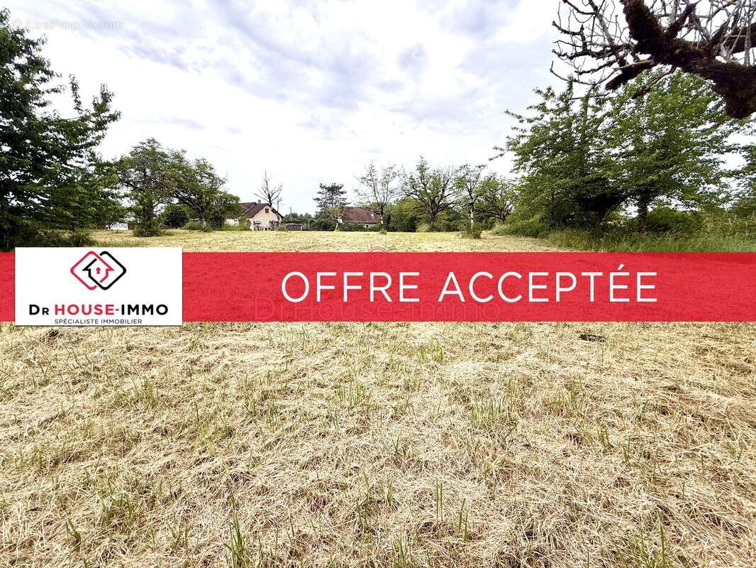 Terrain à JUGEALS-NAZARETH