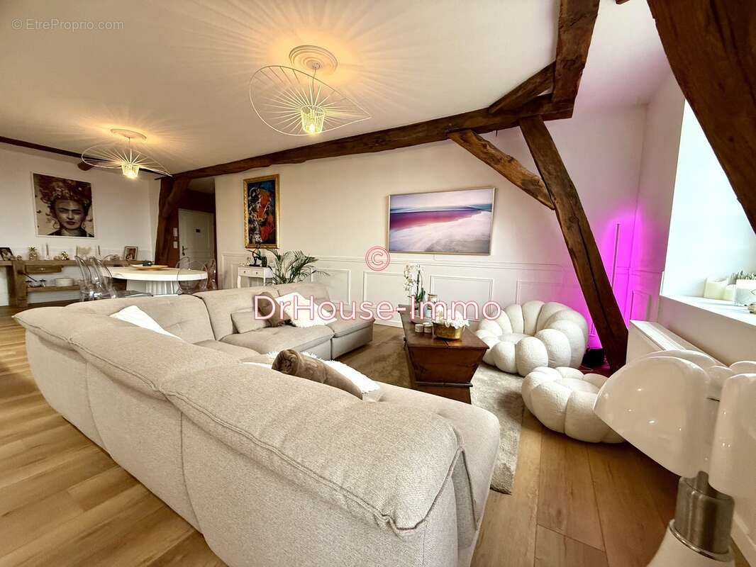 Appartement à COSNAC