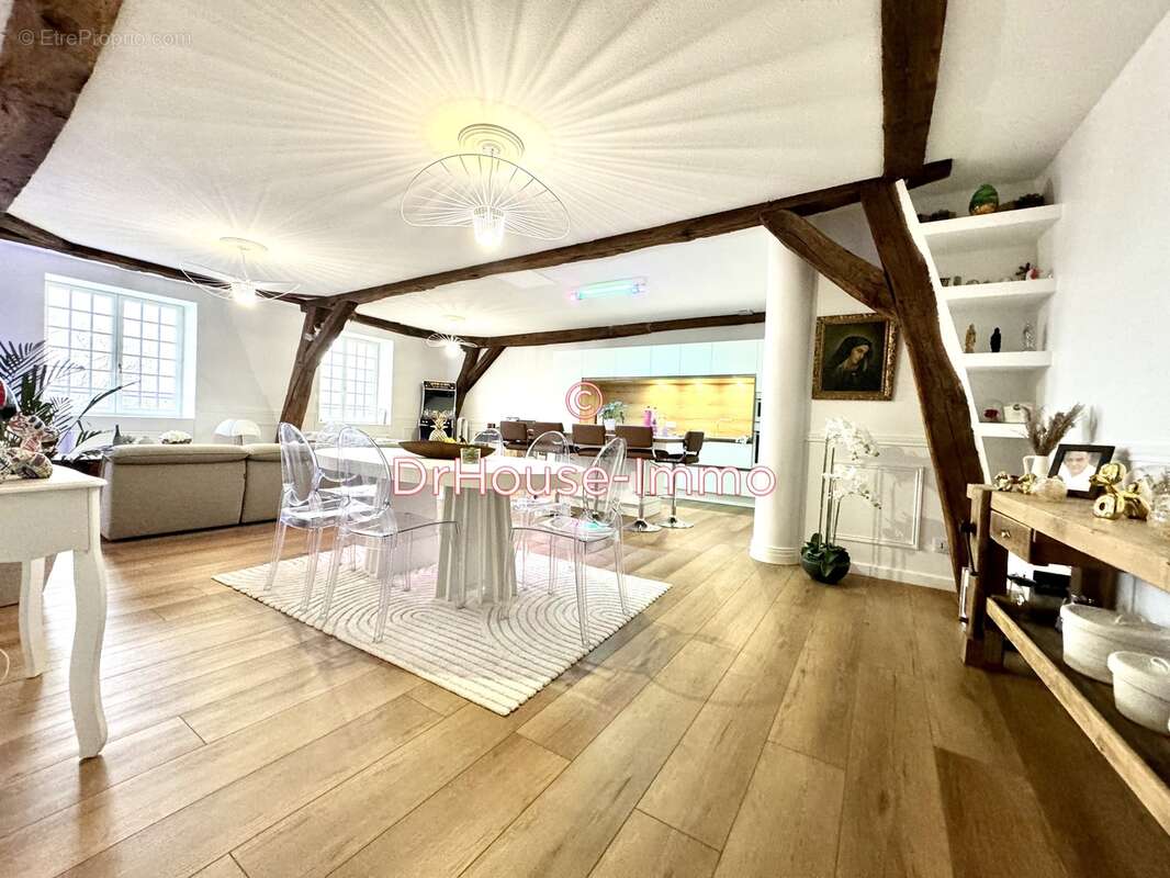 Appartement à COSNAC